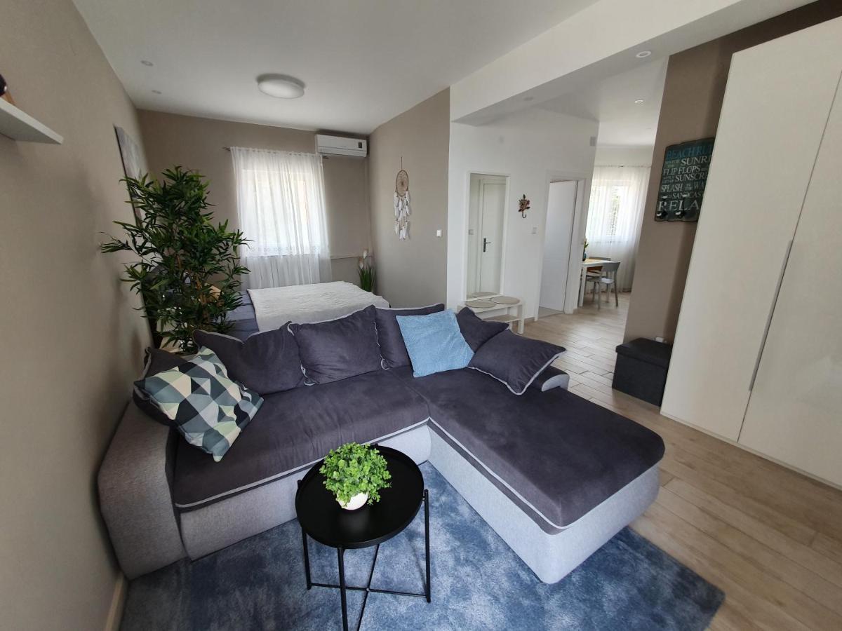 Apartment Danijela نوفاليا المظهر الخارجي الصورة