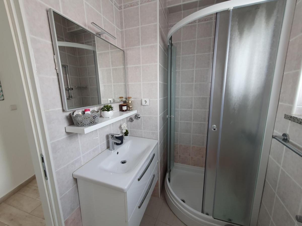 Apartment Danijela نوفاليا المظهر الخارجي الصورة